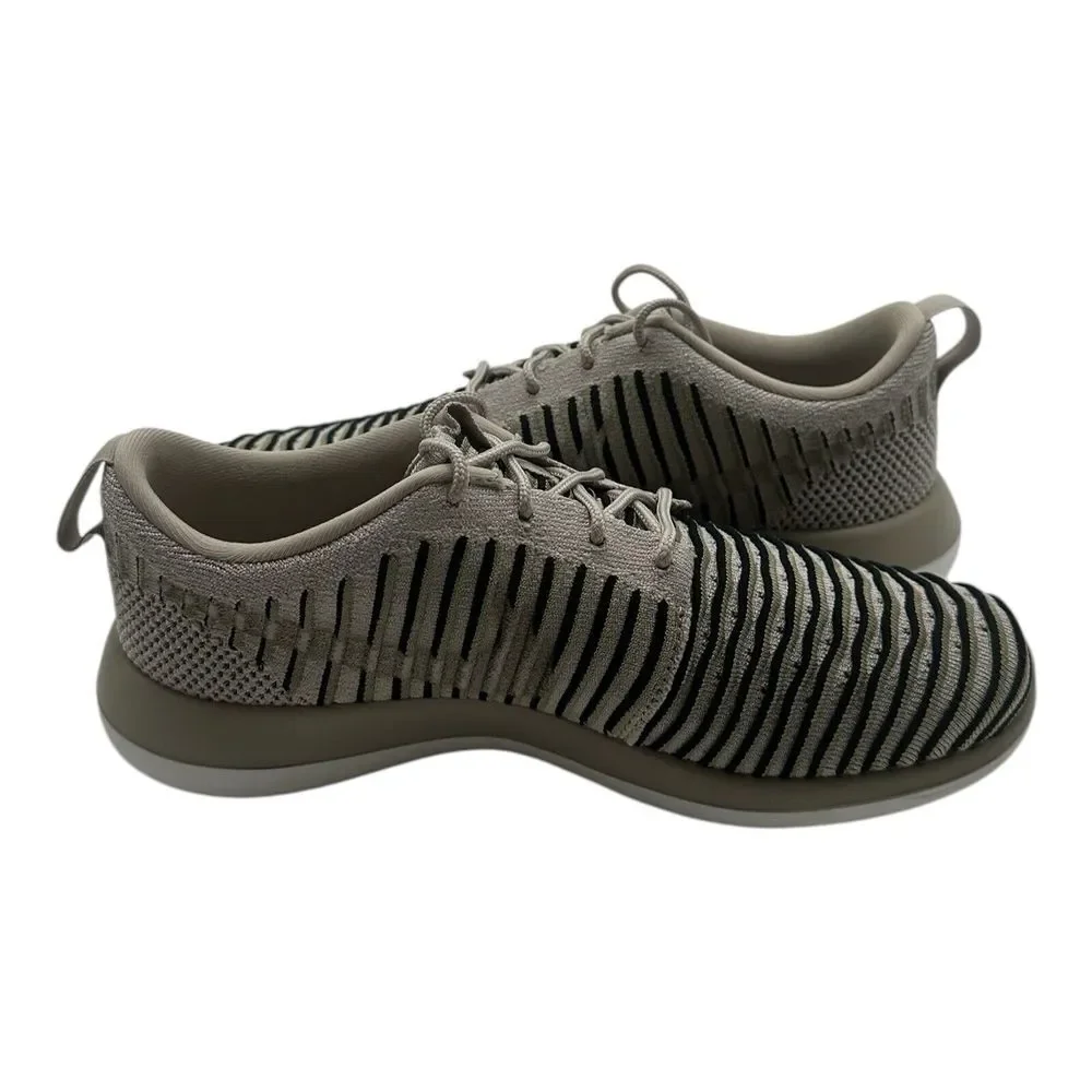 Nike Roshe Two Flyknit Running Shoes Womens 7 Natural Olive Black‎ 844929-200